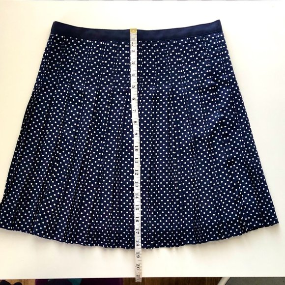 J Crew Navy Pleated Polka Dot Skirt Size 2 - Picture 6 of 11